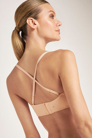 Brasier strapless con copa