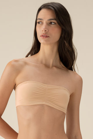 Brasier strapless con copa